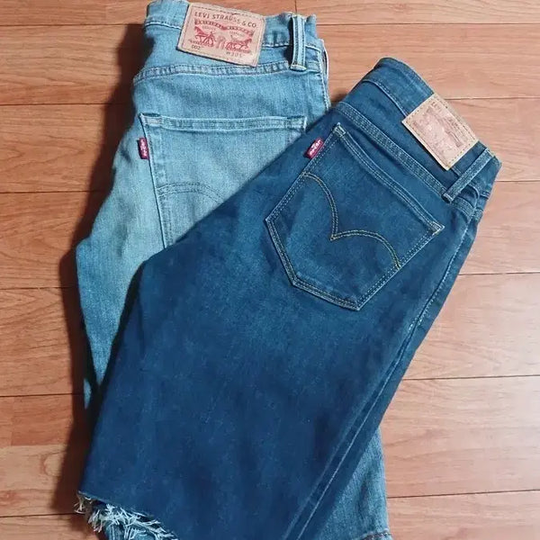[BUNJANG] Levi's Denim Shorts Bundle (2 Pairs) / 리바이스 남여청반바지2개(좋음)27 & 31