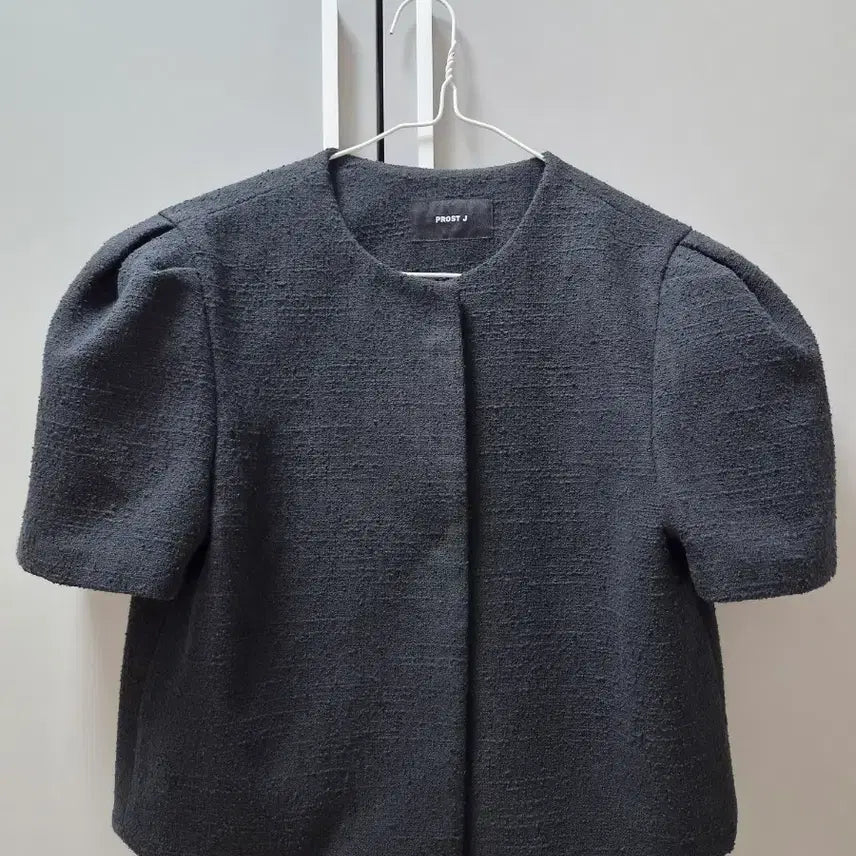 [BUNJANG] PROST J DEAR TWEED PUFF JACKET BLACK / 프로스트 제이 디어 트위드 퍼프 자켓 블랙