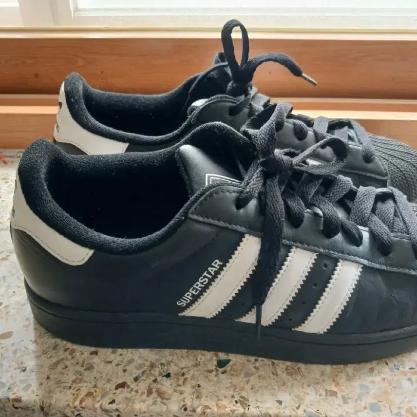 [BUNJANG] Adidas Superstar Black Sneakers / 아디다스 슈퍼스타 블랙
