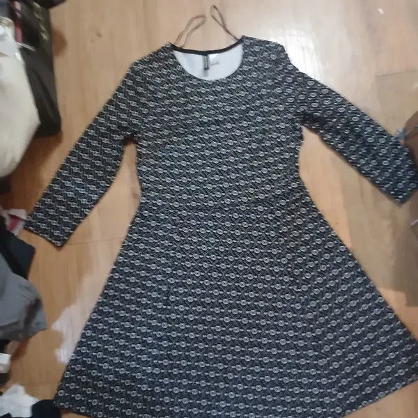 [BUNJANG] H&M Black Pattern 3/4 Sleeve Mini Dress / H&M 블랙 패턴 미니원피스 칠부소매.유럽38.44.55추천