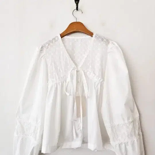 [BUNJANG] White Blouse Cardigan / 화이트 블라우스 겸 가디건