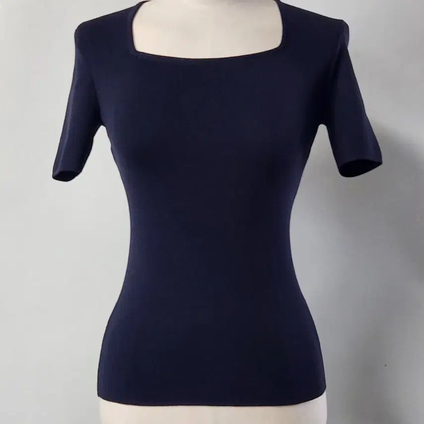 [BUNJANG] The AtG Square Neck Short Sleeve Knit Navy 55 / 더엣지 네크라인 스퀘어 반팔 니트 네이비 55