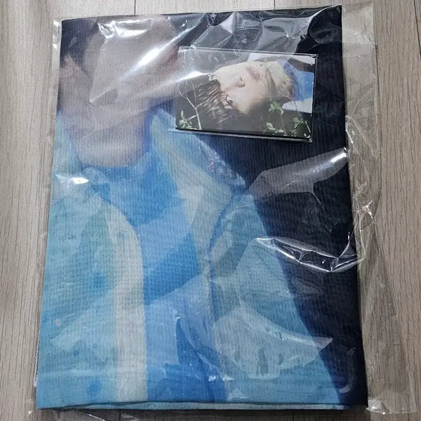 [BUNJANG] SHINee Minho Fabric Poster / 샤이니 민호 패브릭 포스터