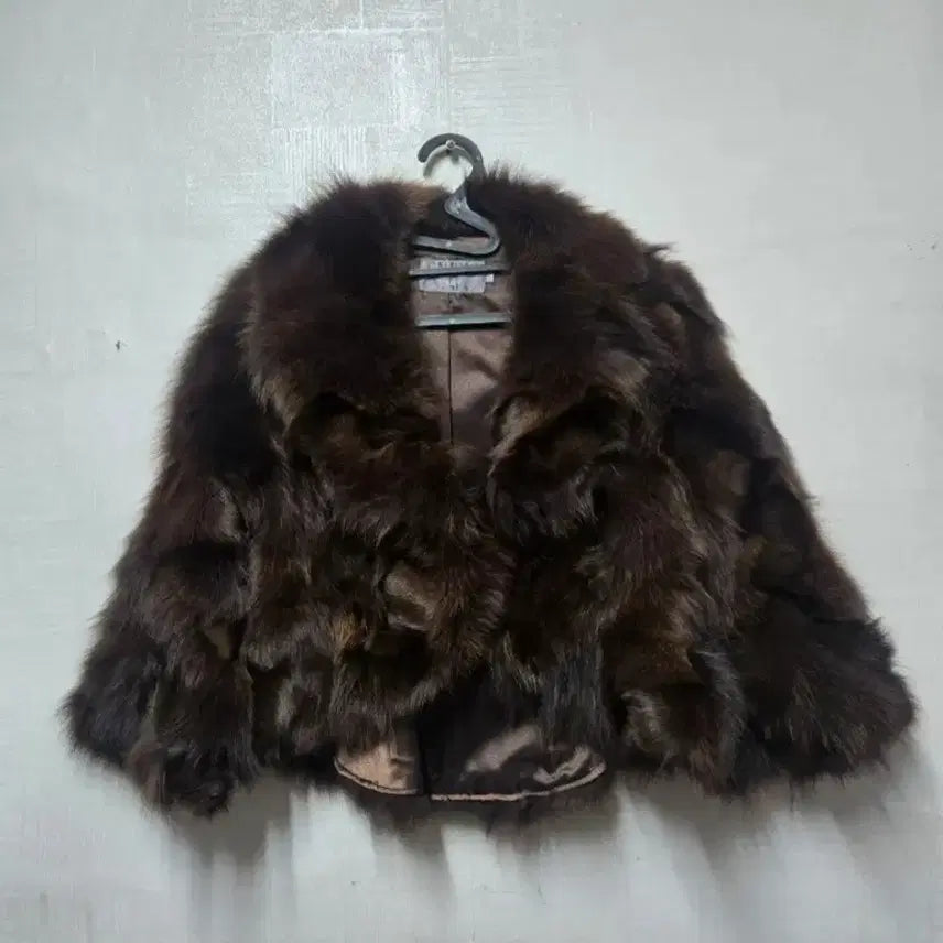 [BUNJANG] Tomboy Fox Fur Short Jacket / 톰보이 폭스 퍼 숏쟈켓 55