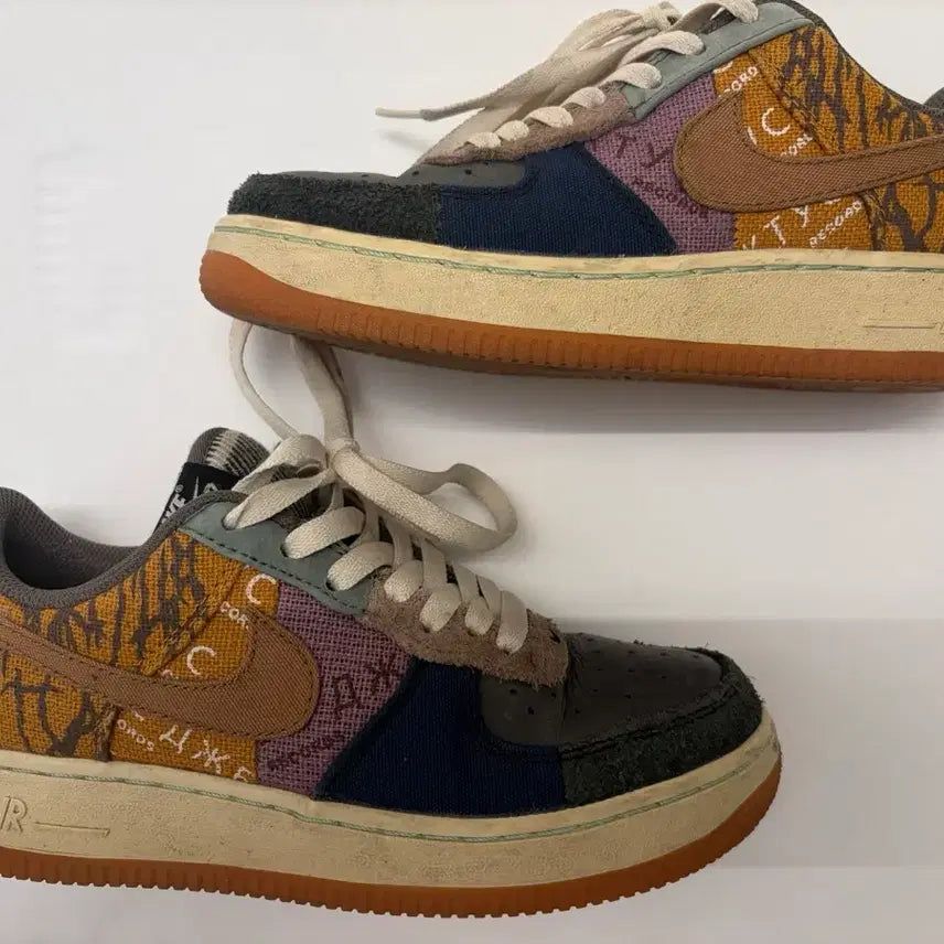 [BUNJANG] Nike x Travis Scott Air Force 1 Low Cactus Jack / (235)나이키 x 트래비스 스캇 에어포스 1 로우 캑터스 잭