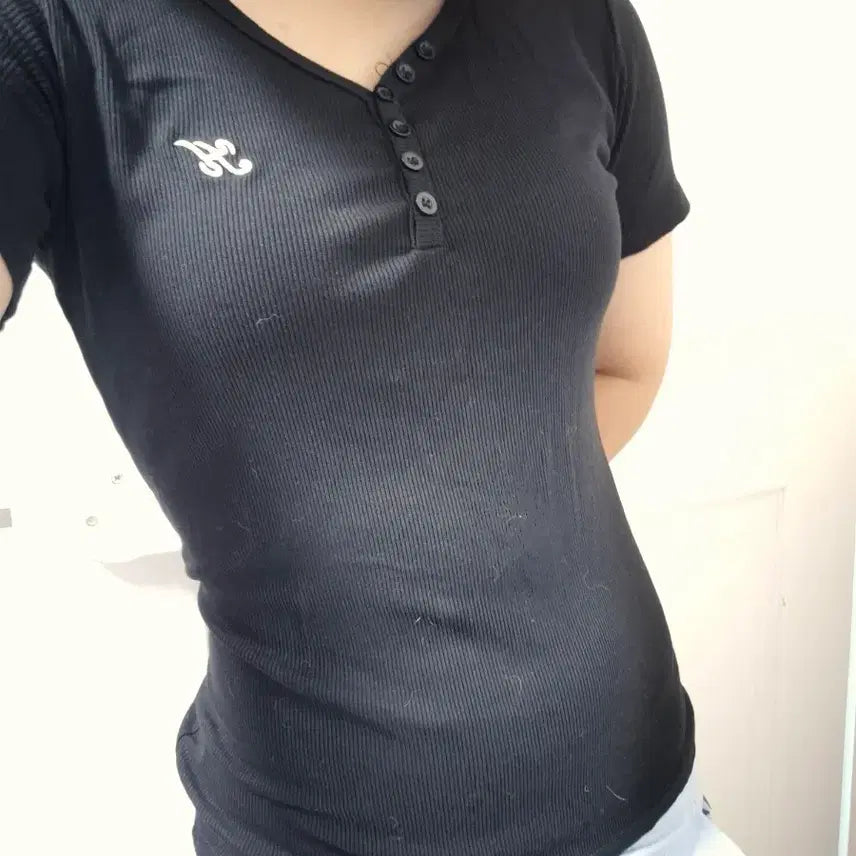 [BUNJANG] Black Basic T-Shirt / 검은색 무난 티
