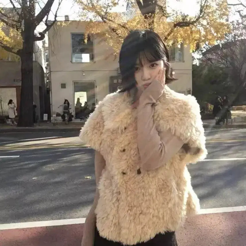 [BUNJANG] Beige Fur Jacket / 베이지 퍼 자켓