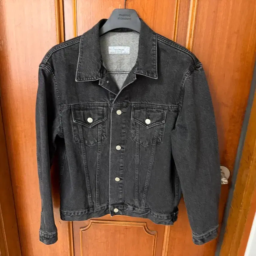 [BUNJANG] Tonywack Musk Denim Trucker Jacket (Black) / 토니웩 머스크 데님 트러커 자켓 (흑청, 블랙) XL