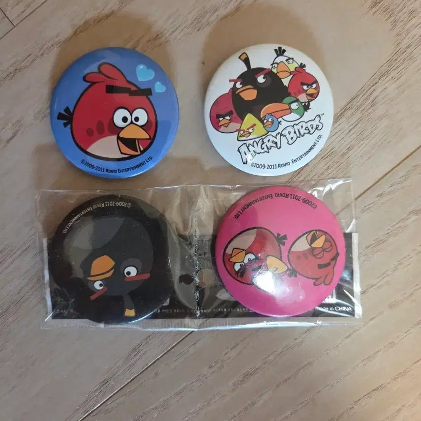 [BUNJANG] Angry Birds 4-Piece Badge Set / 앵그리버드 뱃지 4종 세트