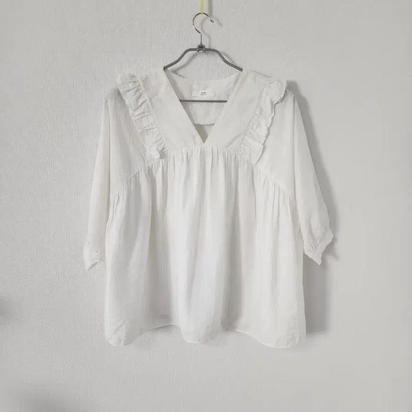 [BUNJANG] White Frill Blouse / 화이트 프릴 블라우스