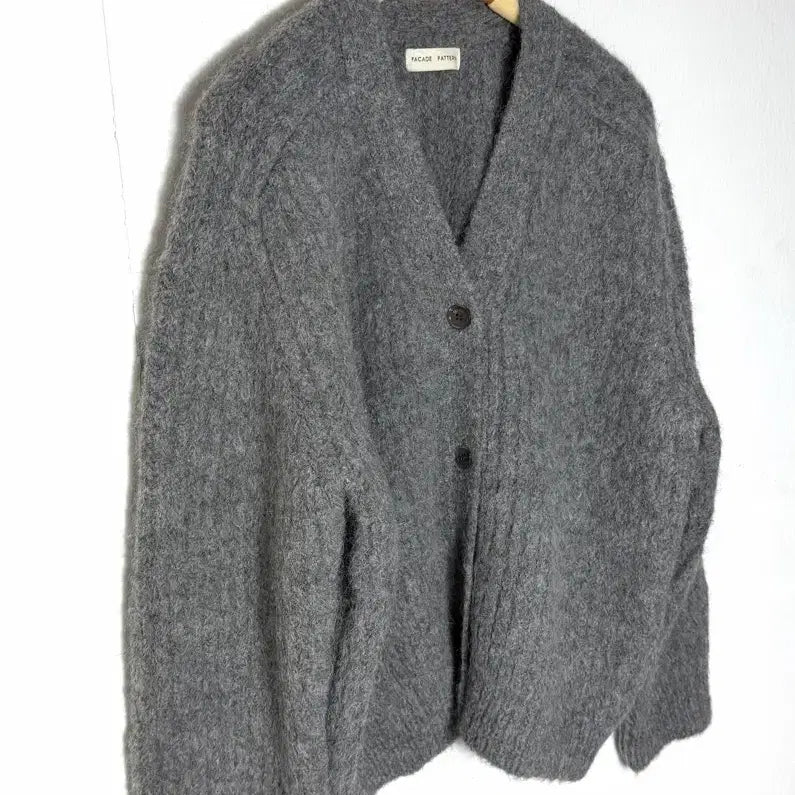 [BUNJANG] Facade Pattern Alpaca Cardigan / 파사드패턴 가디건