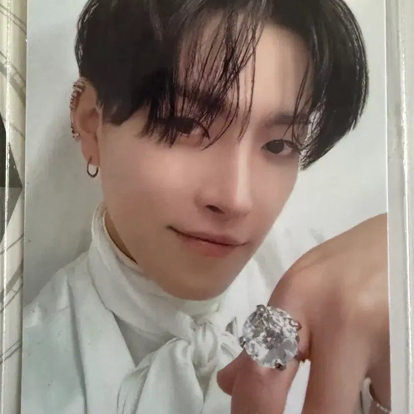 [BUNJANG] ATEEZ Aniteez Special Photocard / 에이티즈 애니티즈 5만원 특전 홍중 양도 wts