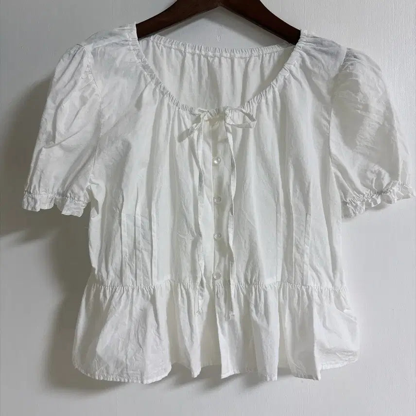 [BUNJANG] White Puff Sleeve Ruffle Blouse / 화이트 퍼프 소매 프릴 블라우스