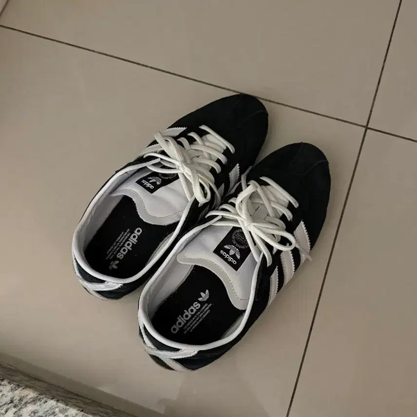 [BUNJANG] Adidas Tokyo Black 240 / 아디다스 도쿄 블랙 240