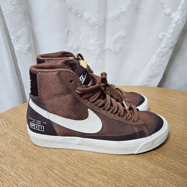 [BUNJANG] Nike Blazer Mid '77 235 / 나이키 블레이저 미드77 235
