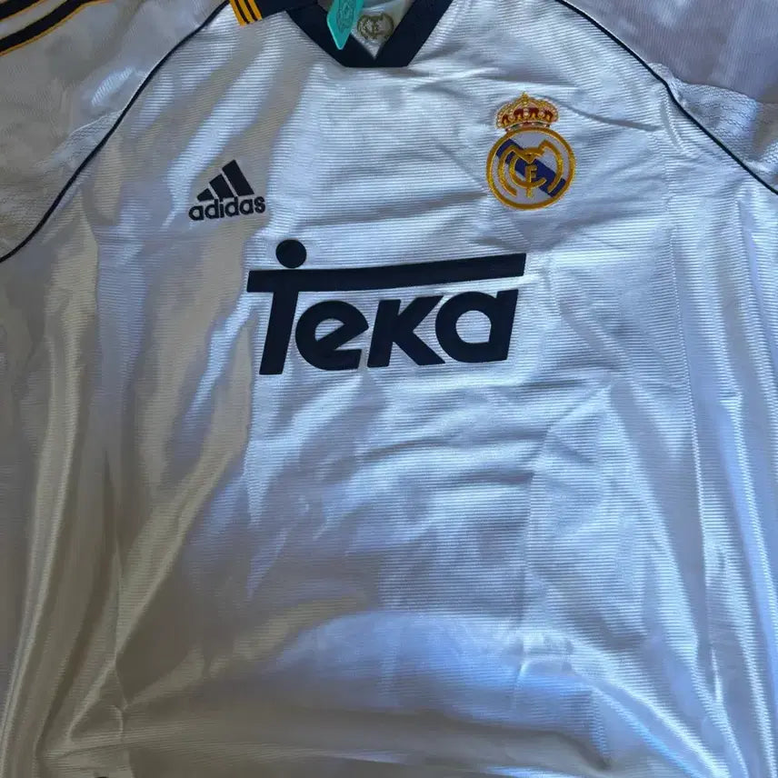 [BUNJANG] Adidas Real Madrid 99/00 Raul Gonzalez Blanco Signed Jersey / 아디다스 레알 마드리드 99/00 라울 곤살레스 블랑코 싸인 유니폼