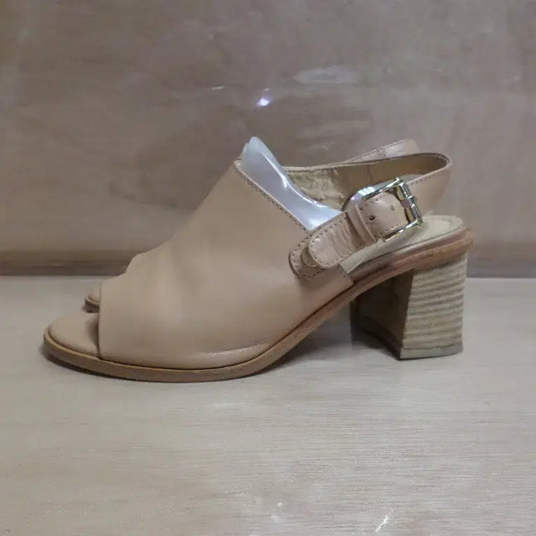 [BUNJANG] Daks Leather Sandals Slippers / 후루룩구제2 235 닥스 샌들 슬리퍼 260824