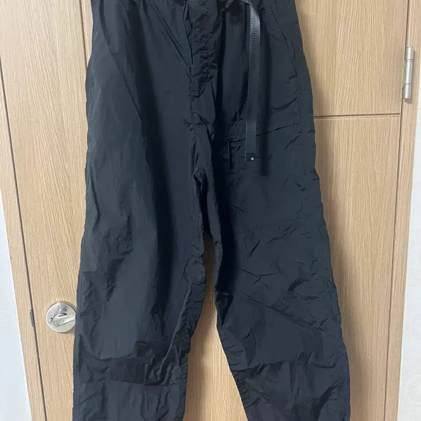 [BUNJANG] Moif Uniform Pants Black Size 2 / 25ss) 모이프 유니폼팬츠 2사이즈 블랙