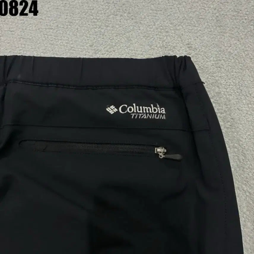 [BUNJANG] Columbia Titanium Black Hiking Pants - Women's Size M / 컬럼비아 타이타늄 블랙 바지 M