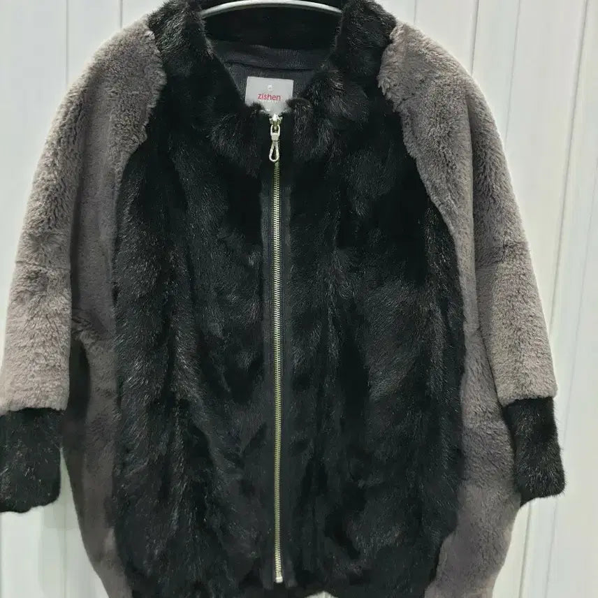 [BUNJANG] Jisen Mink & Poly Jacket Black/Gray / 지센 밍크  자켓 블랙/그레이
