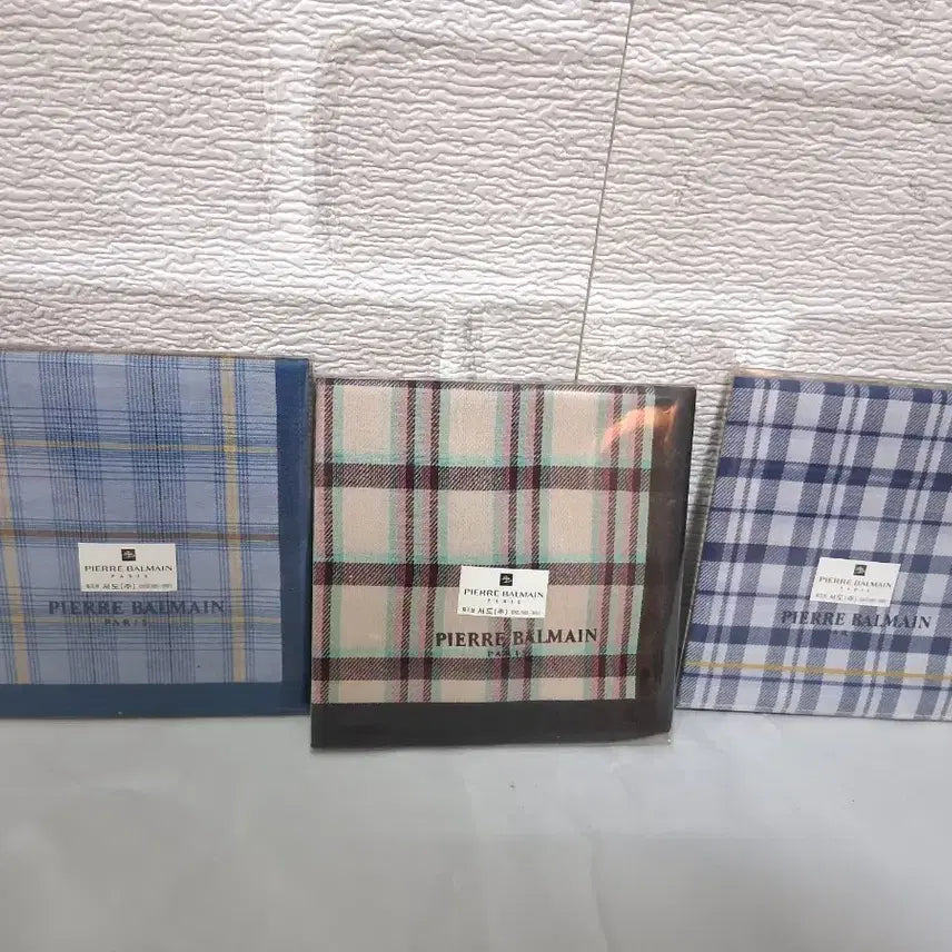 [BUNJANG] Pierre Balmain Checkered Cotton Handkerchief Set (3-Piece) / 피에르 발망 손수건 3개 세트 새상품 체크무늬 남성고급 면손수건