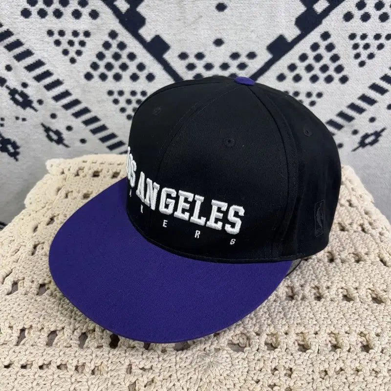 [BUNJANG] NBA Lakers Big Lettering Authentic Snapback Ball Cap / [F] NBA LAL 빅 레터링 어센틱 스냅백 볼캡 모자