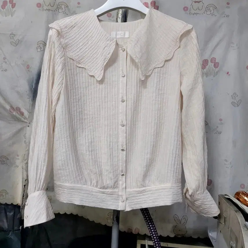 [BUNJANG] ENC Embroidered Sailor Blouse / ENC(자수배색)  세일러  블라우스