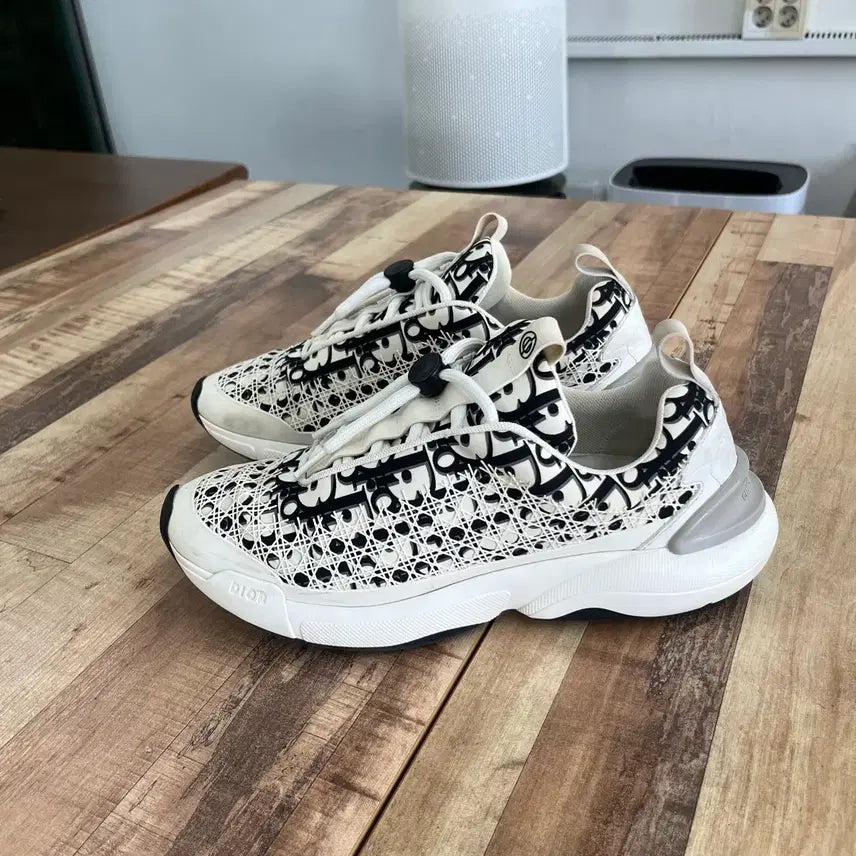 [BUNJANG] Dior B24 Oblique Sneakers Size 41 / 디올 B24 오블리크 스니커즈 41