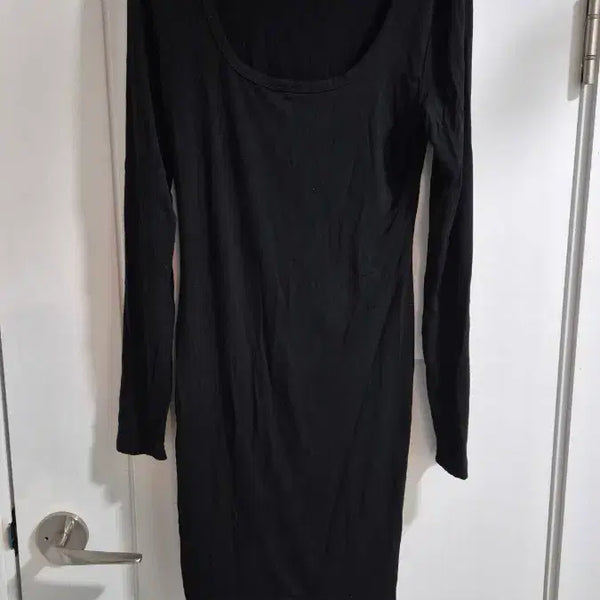 [BUNJANG] Black U-Neck Long Dress / 블랙 U넥 롱원피스