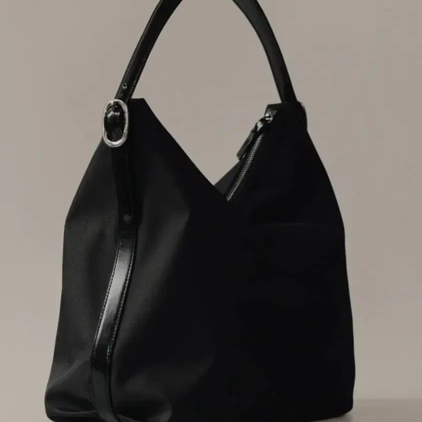 [BUNJANG] Toutie Kano Twall Original Black Bag / 투티에 카노 트왈 오리지널 블랙
