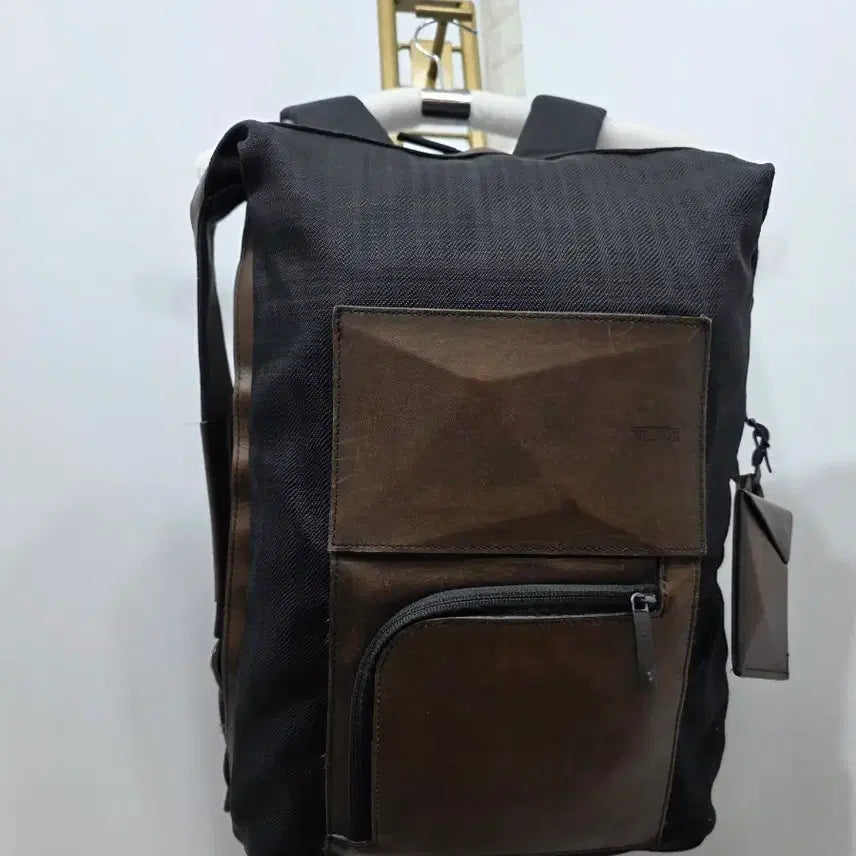 [BUNJANG] Tumi Leather Backpack / 투미 가죽 백팩