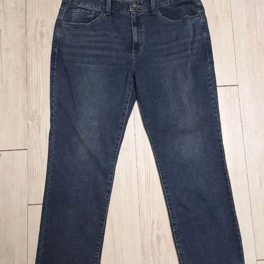 [BUNJANG] Guess Jeans (Size 36) / 게스 청바지 (36)