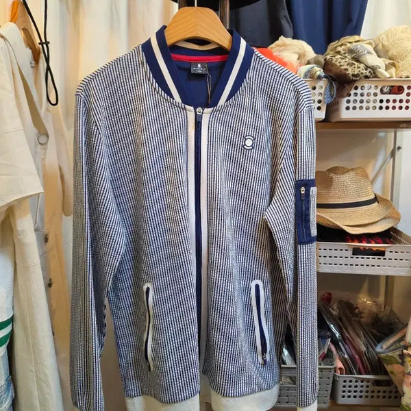 [BUNJANG] Wide Angle Navy Jumper (Size 105) / 와이드앵글 점퍼(105)