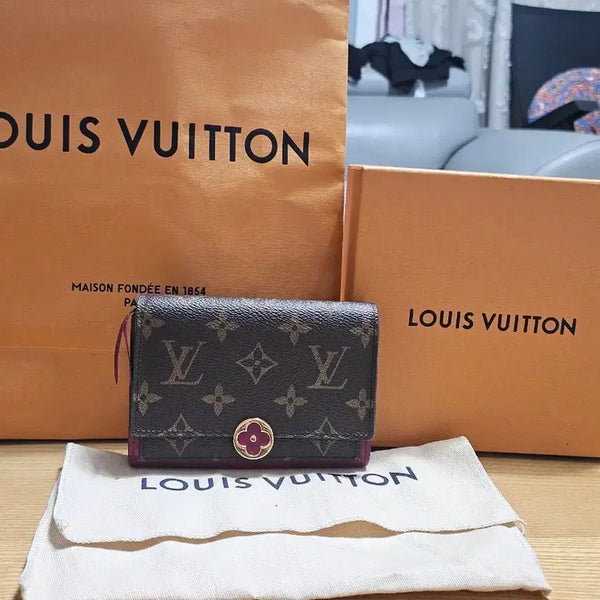 [BUNJANG] Louis Vuitton Flor Compact Wallet Limited Edition / 루이비통프로르컴백트(반지갑)한정판