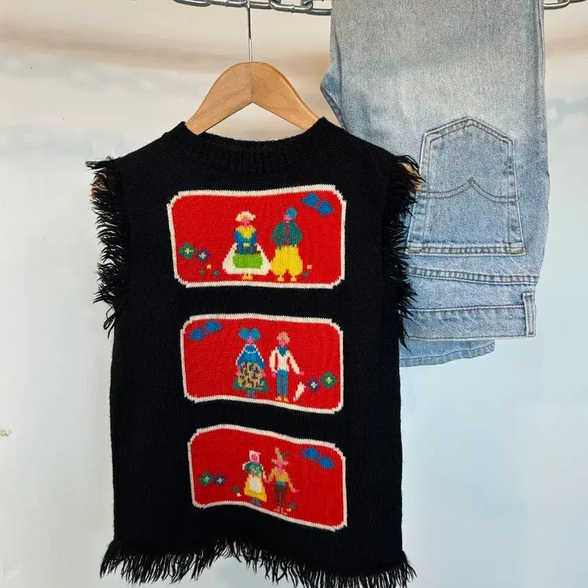 [BUNJANG] Vintage Black Fringe Character Pattern Knit Vest / 빈티지 블랙프린지 캐릭터 패턴 니트 베스트