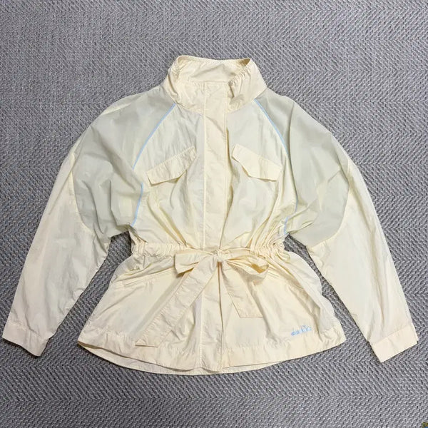[BUNJANG] Diadora Nylon Windbreaker Butter Yellow / (90)디아도라 바람막이 버터옐로우