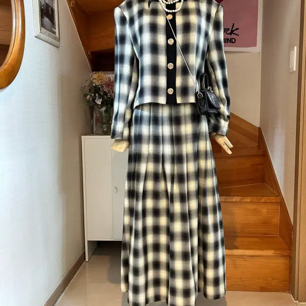 [BUNJANG] Two-Piece Suit Set - Checkered Pattern Jacket and Skirt / 투피스.
