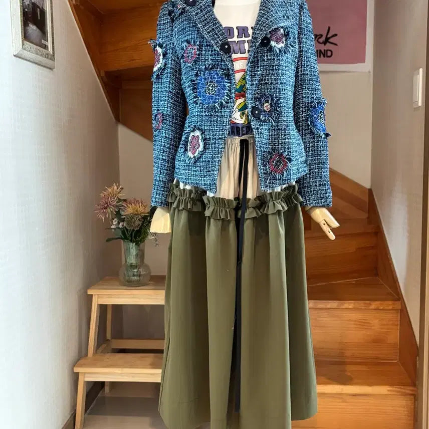 [BUNJANG] Turquoise Tweed Jacket with Floral Embroidery / 트위드 자켓 청록색 꽃 자수