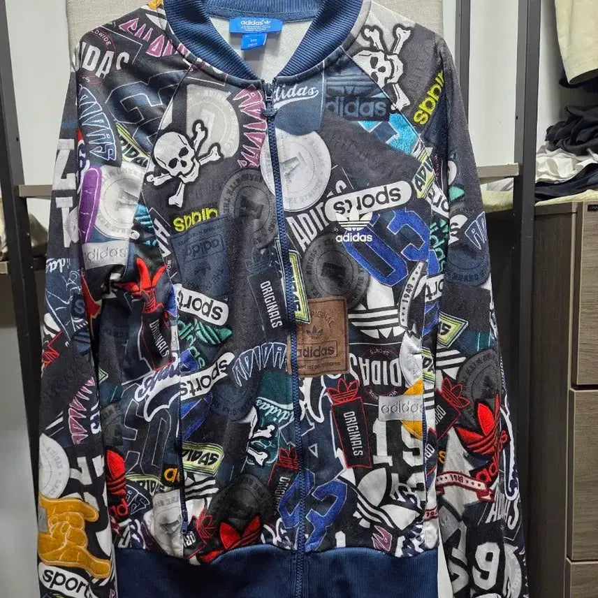 [BUNJANG] Adidas Patterned Zip-Up Jacket / 아디다스 패턴 집업 자켓
