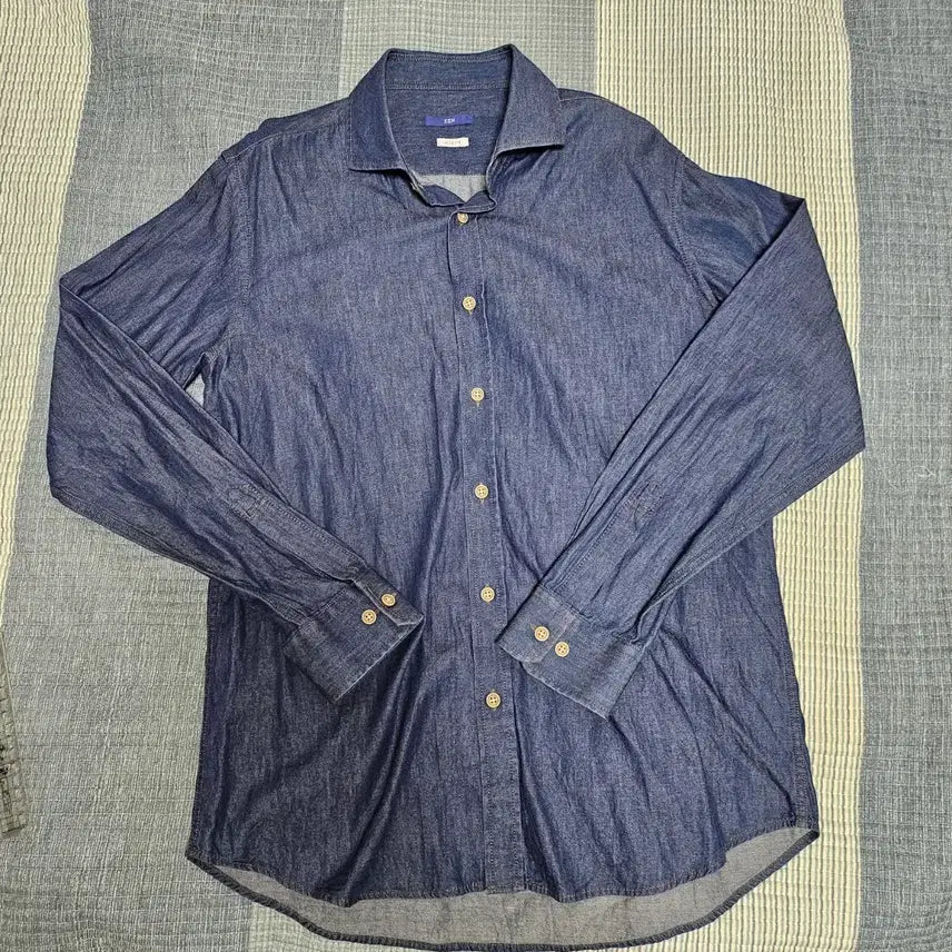 [BUNJANG] Slim Fit Denim Shirt / 젠 슬림핏 데님 셔츠 100