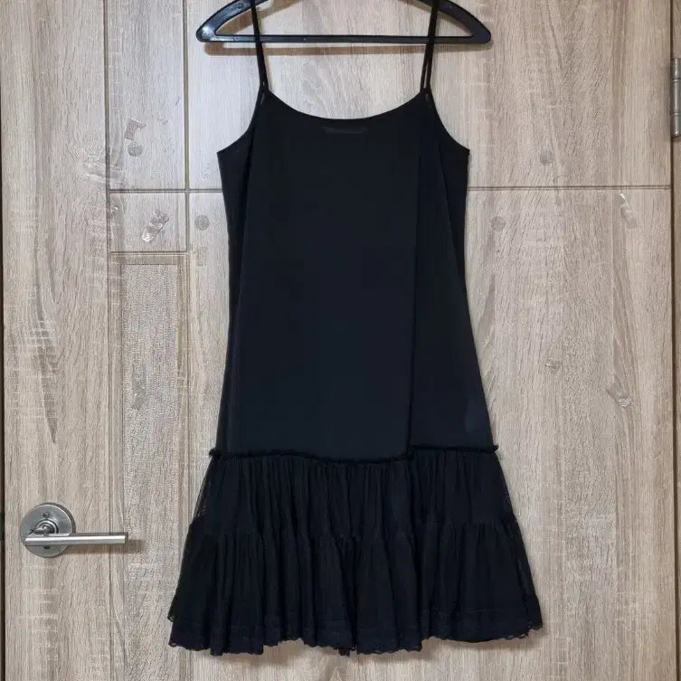 [BUNJANG] Lenibon Layered Lace Dress / 레니본 레이어드 레이스 원피스