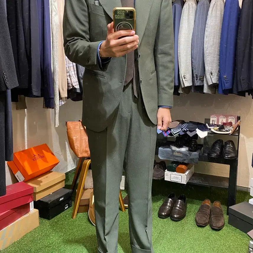 [BUNJANG] Bespoke Olive Green Suit / 비스포크 수트 (올리브그린컬러)