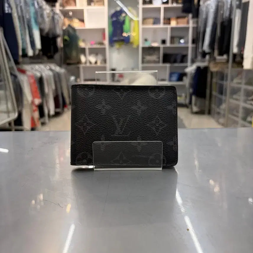 [BUNJANG] Louis Vuitton Monogram Eclipse Wallet / 루이비통 모노그램 이클립스 반지갑