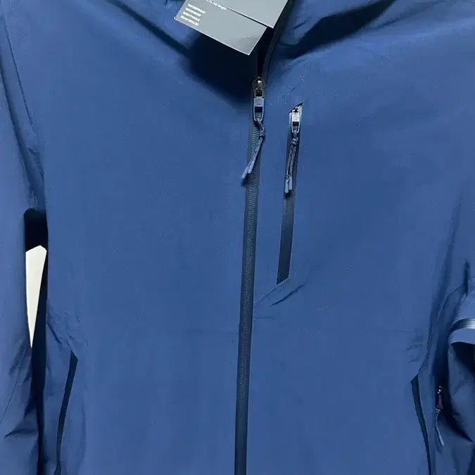 [BUNJANG] Lululemon Men's City to Hike Waterproof Jacket / [남성S] 룰루레몬 시티 투 하이크 워터프루프 재킷
