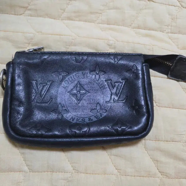 [BUNJANG] Louis Vuitton Monogram Mini Pouch / 루이비통 모노그램 미니파우치