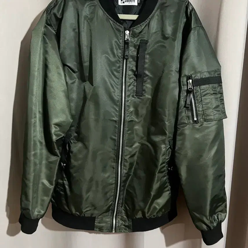 [BUNJANG] JBOOM Khaki Bomber Flight Jacket / 깔끔한 카키 봄버 항공 점퍼 자켓