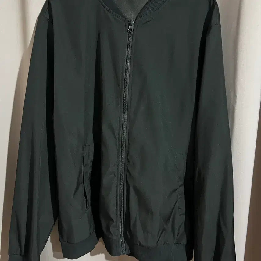 [BUNJANG] Black Bomber Flight Jacket / 깔끔한 블랙 봄버 항공 자켓