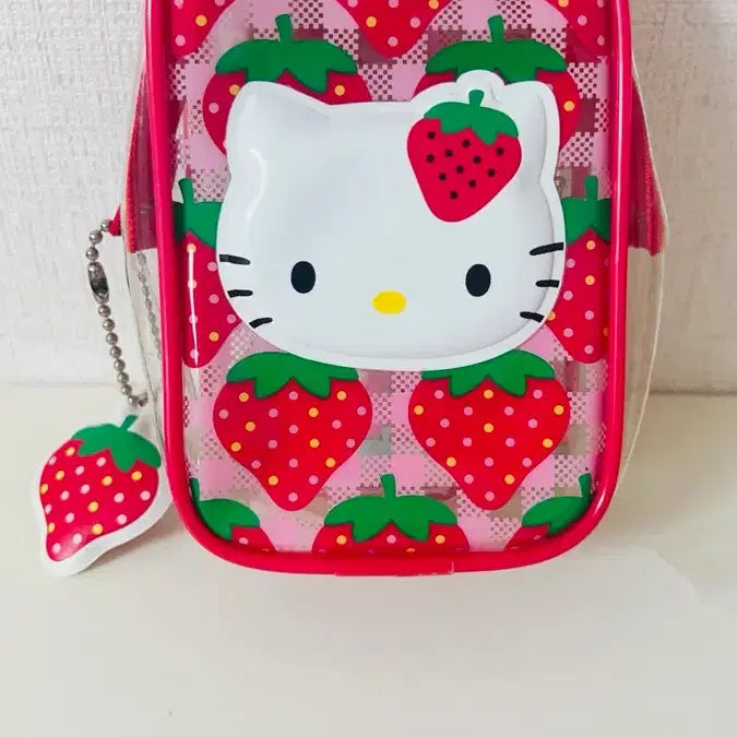 [BUNJANG] Classic Kitty Strawberry Pouch with Charm / 고전키티 딸기파우치