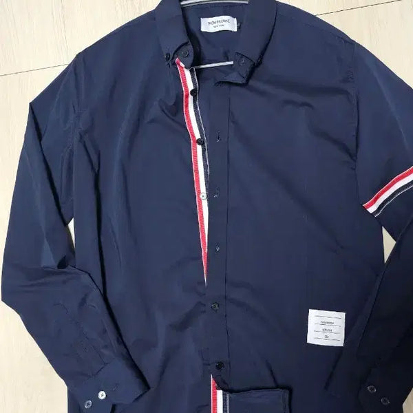 [BUNJANG] Thom Browne Navy Silk Shirt / 톰브라운 네이비 셔츠 100싸이즈
