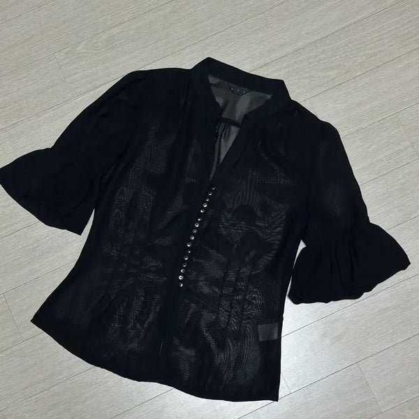 [BUNJANG] Button Point Black See-through Blouse / 버튼포인트 블랙 시스루 블라우스